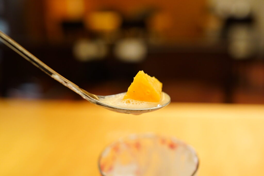京橋千疋屋のピーチメルバのオレンジ