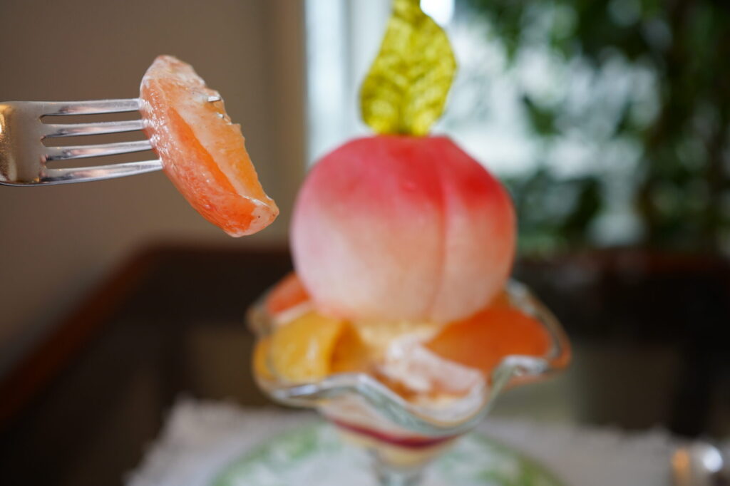 桃のコンポートが美味しい