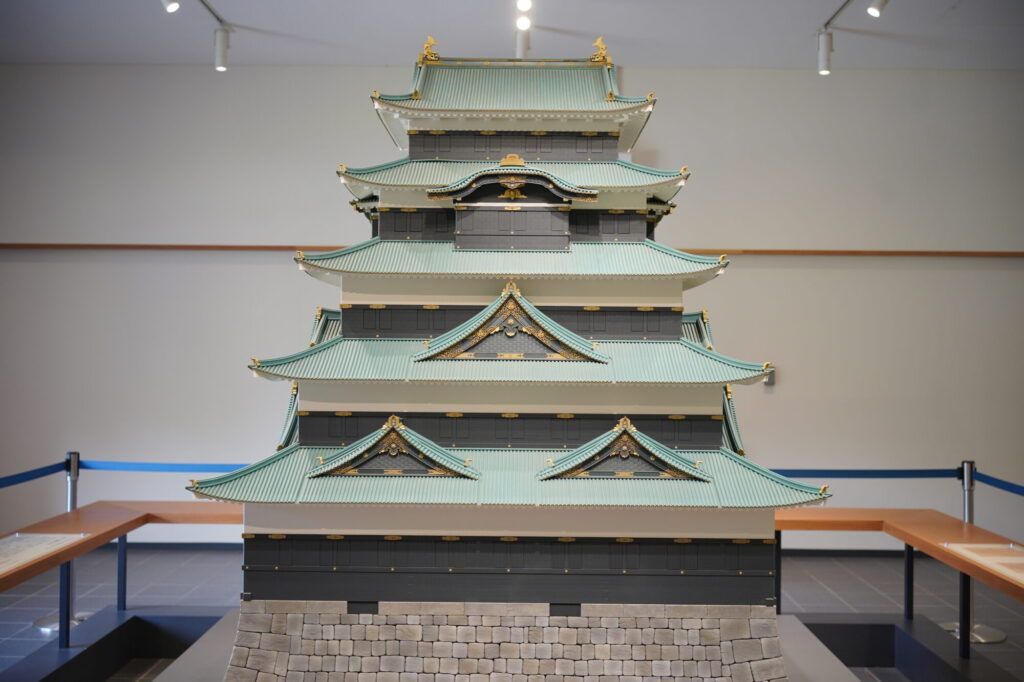 江戸城天守閣の模型