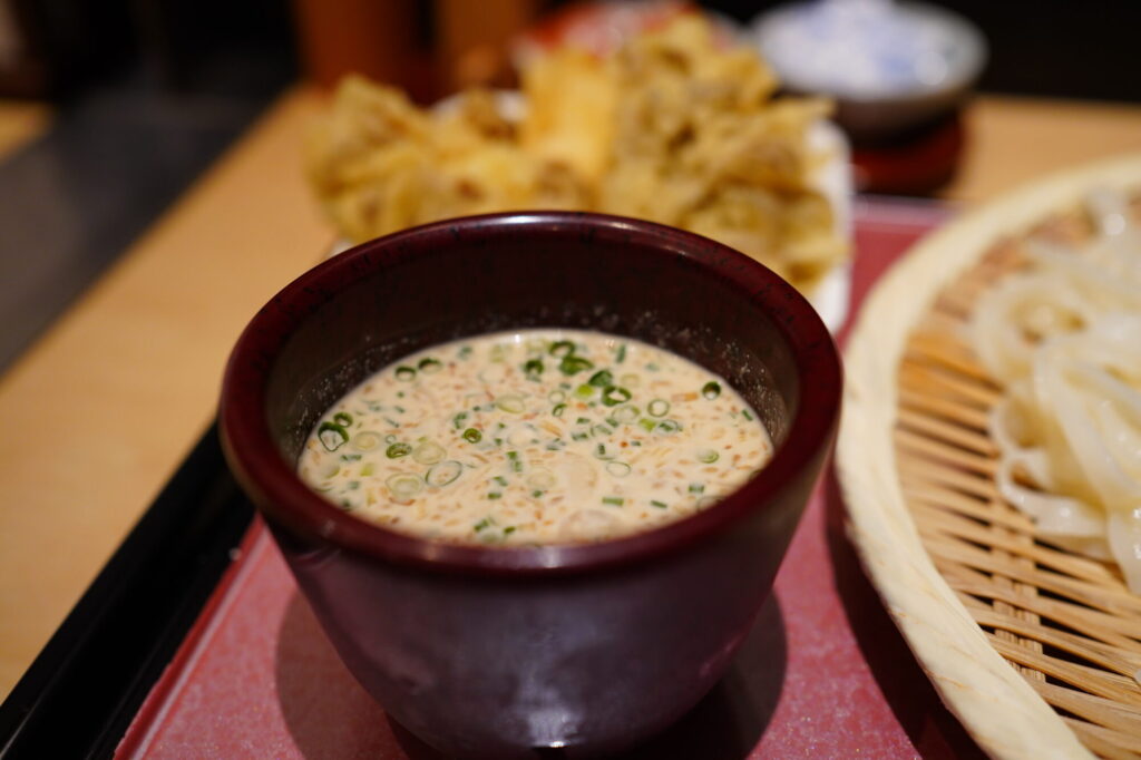 コレがウワサの胡麻ダレ